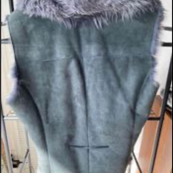 RIZAL real Fur and real leather vest 
Blue grey - Picture 7 of 9